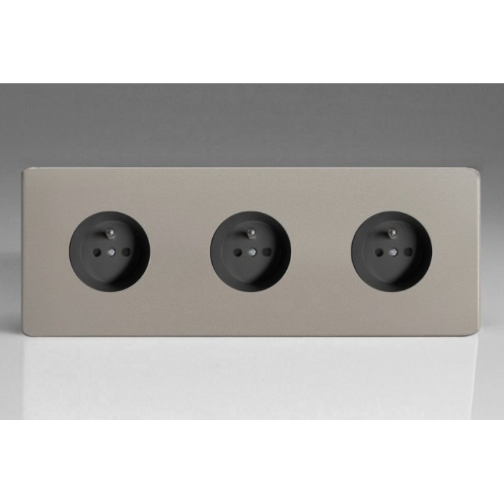 Triple Prise de Courant Design Satin